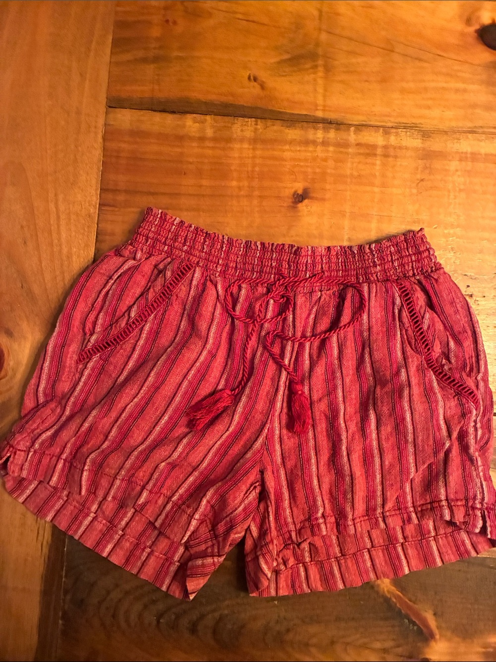 Briggs New York Red Striped High-Waist Drawstring Boho Shorts